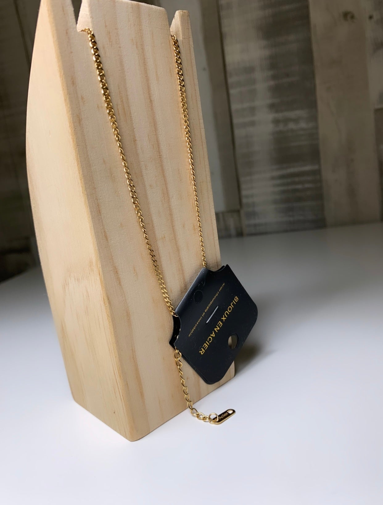 Collier pierre