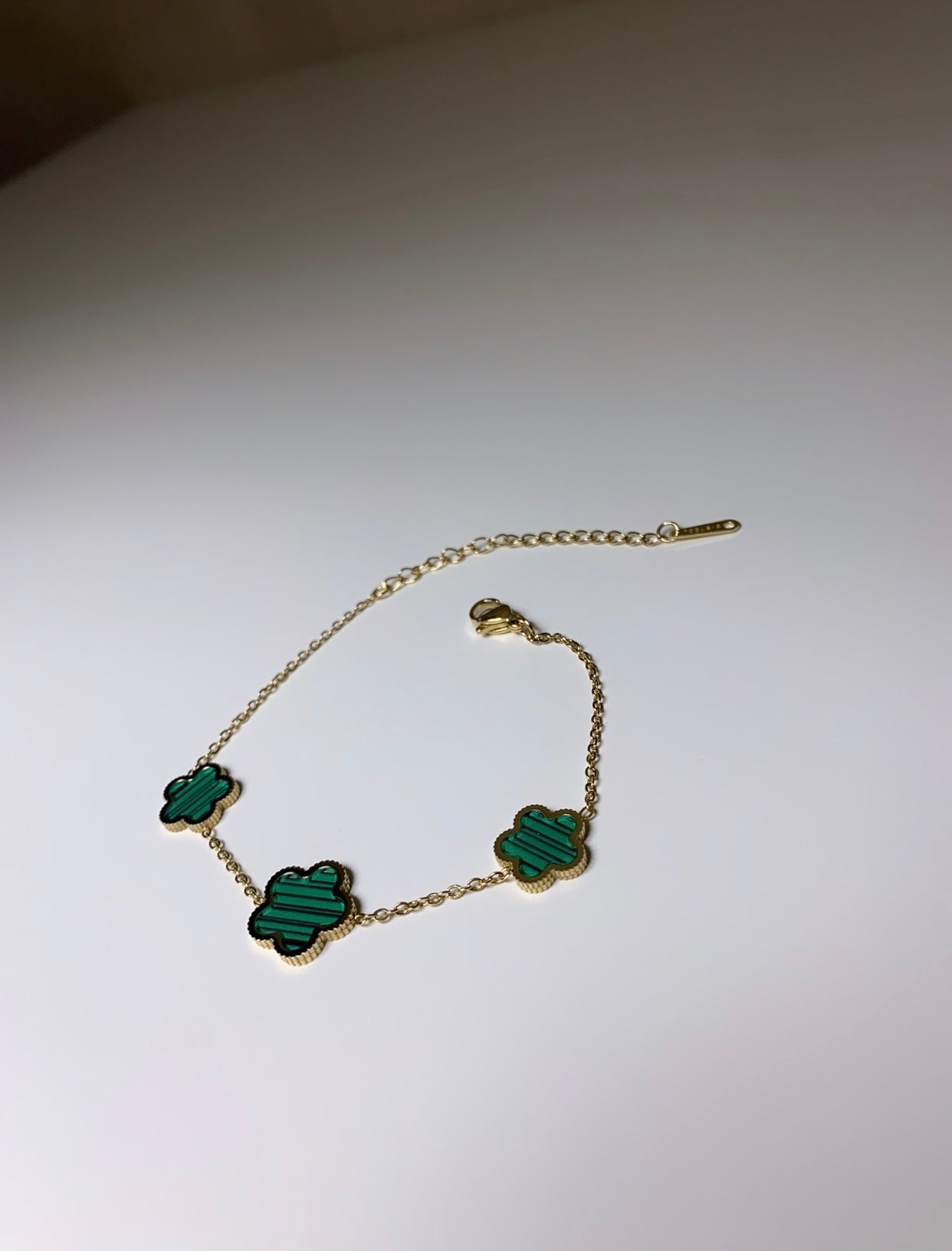 Bracelet 3 trèfles verts en acier