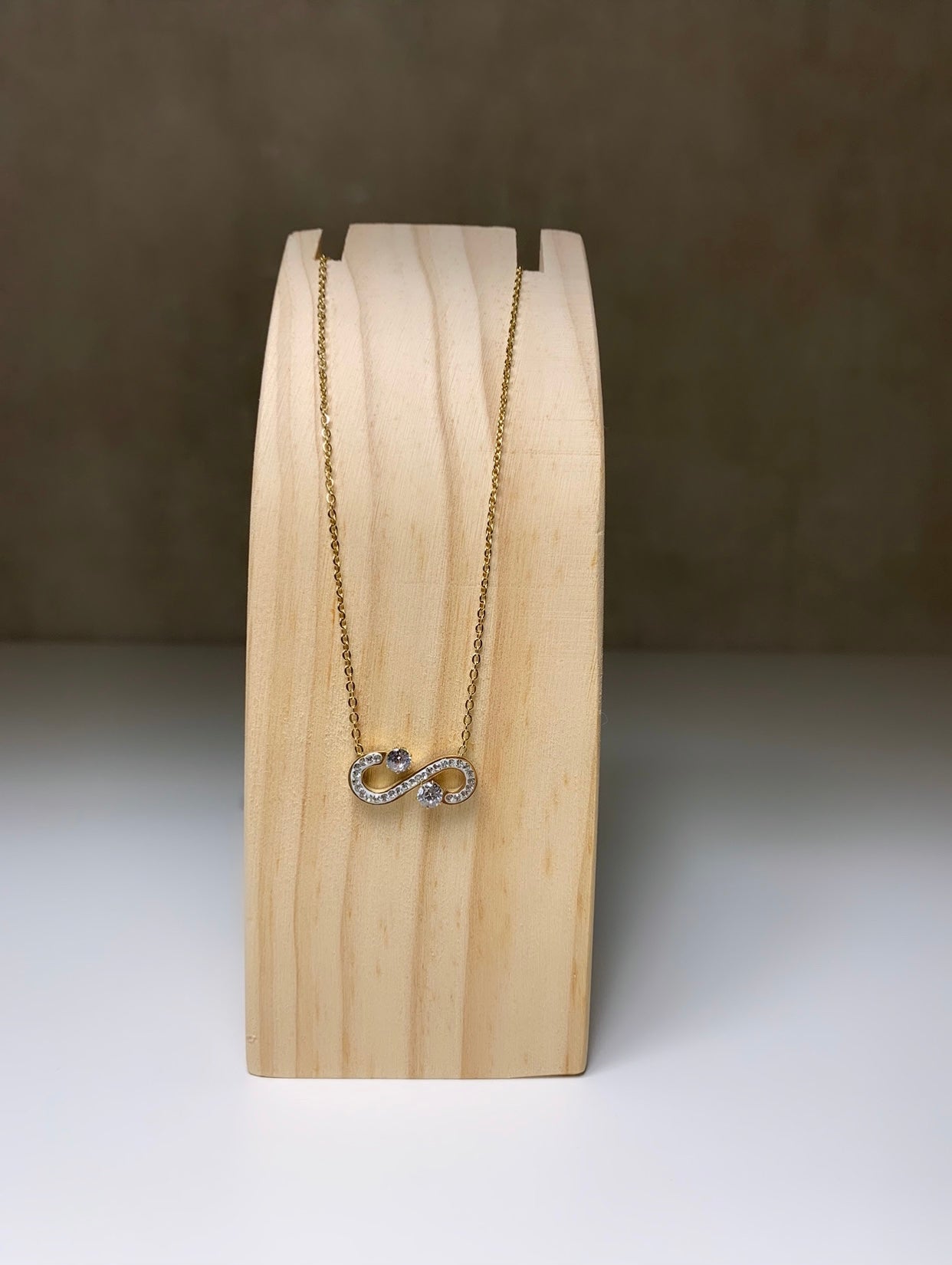 Collier infini avec cristaux en acier inoxydable