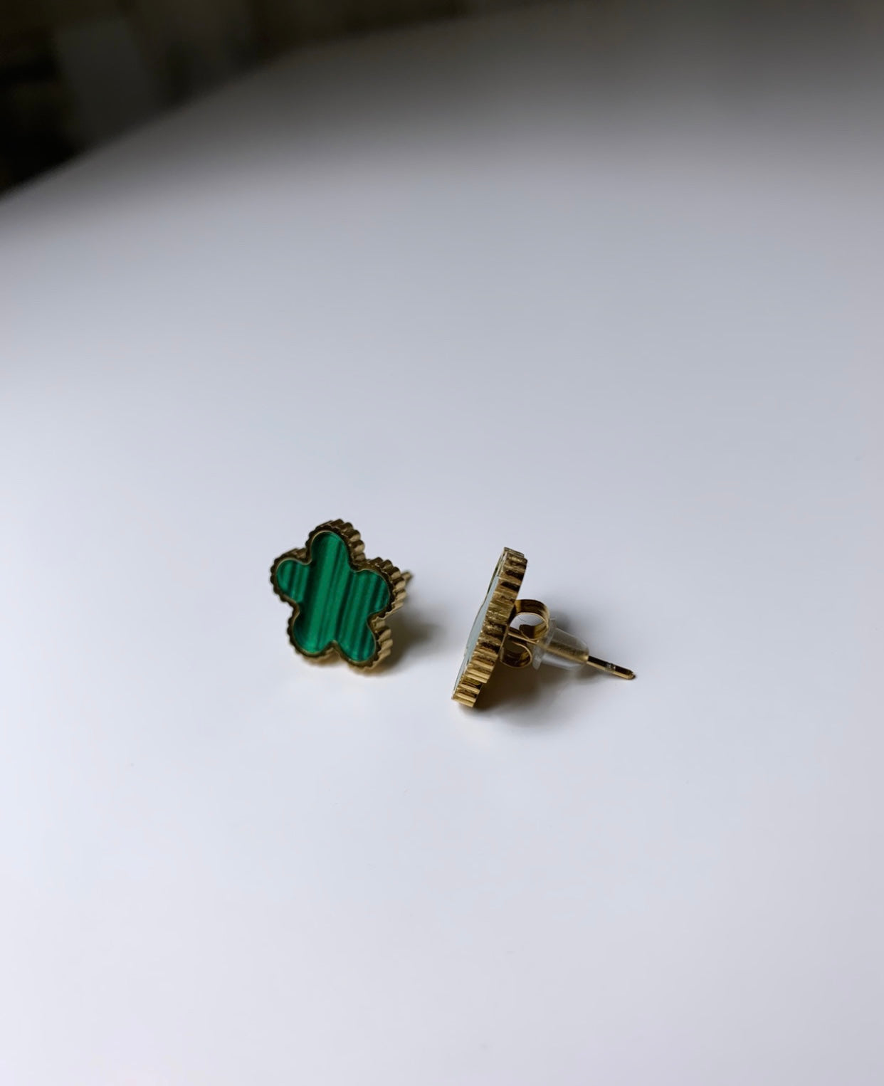 Boucles d’oreilles doré trèfle vert