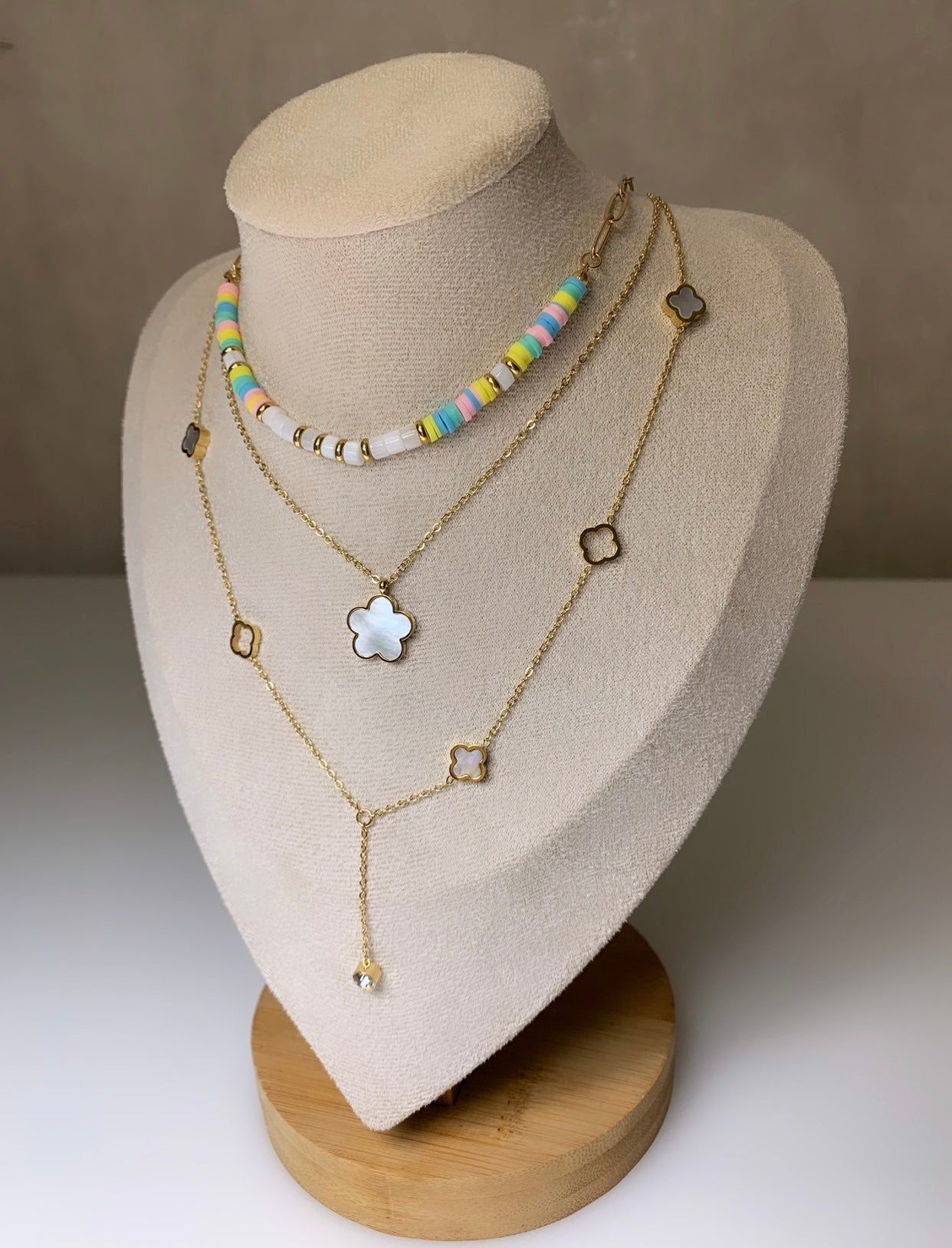 Collier Romance réversible trèfle blanc nacré et noir