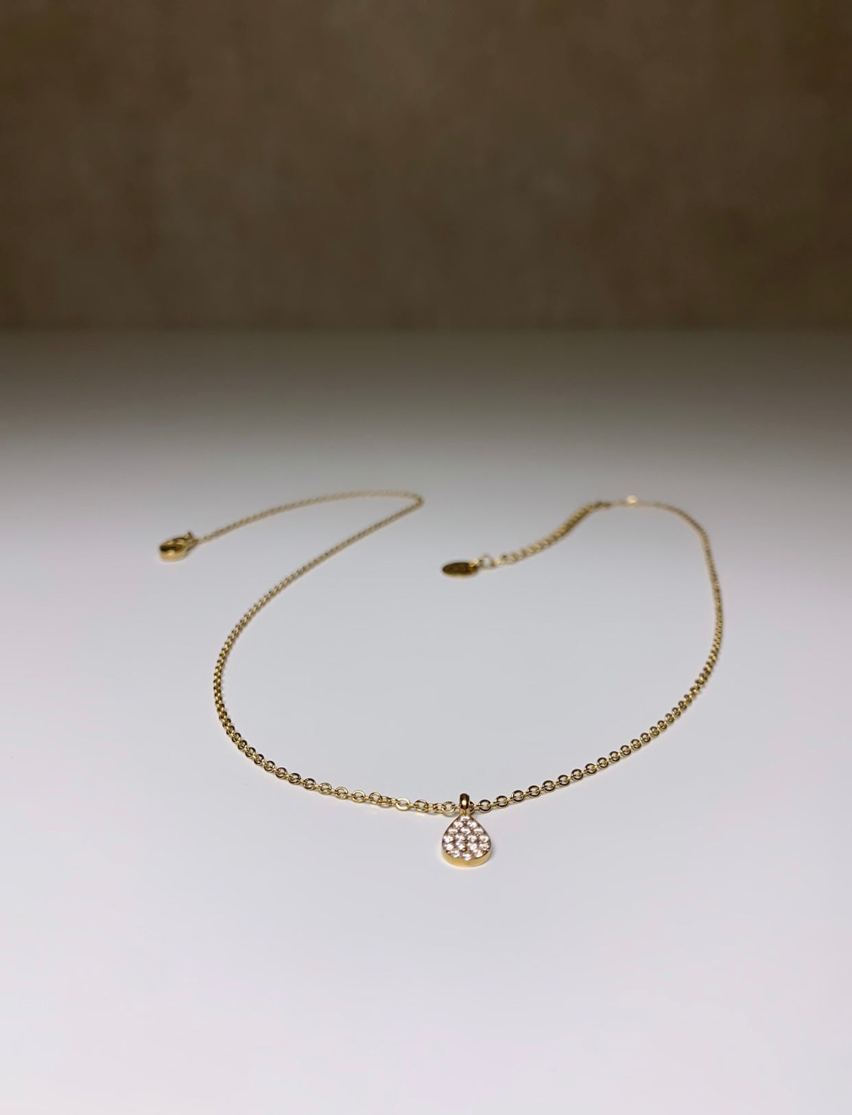Collier goûte doré