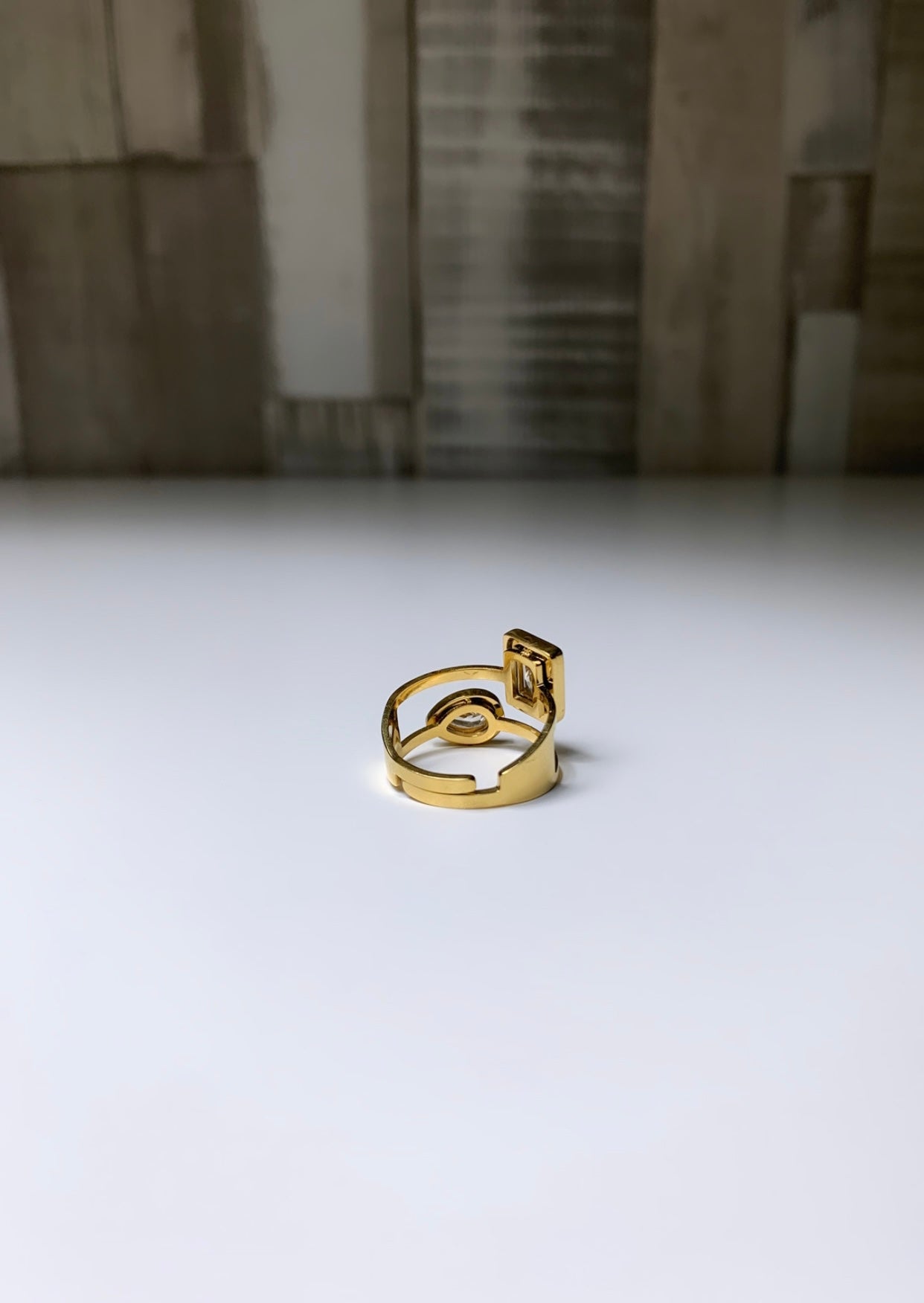 Magnifique double bague dorée avec strass