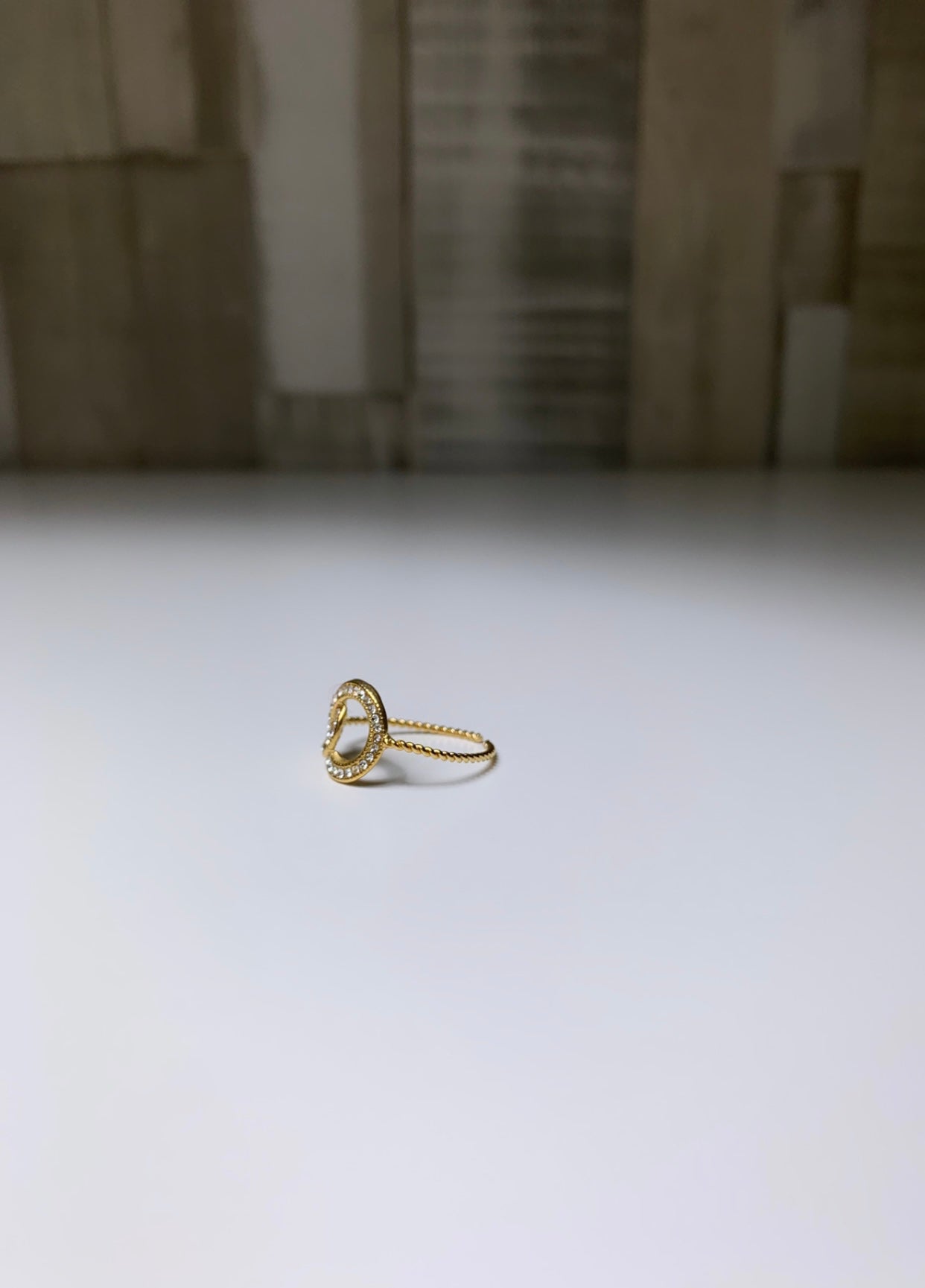 Bague cercle avec strass