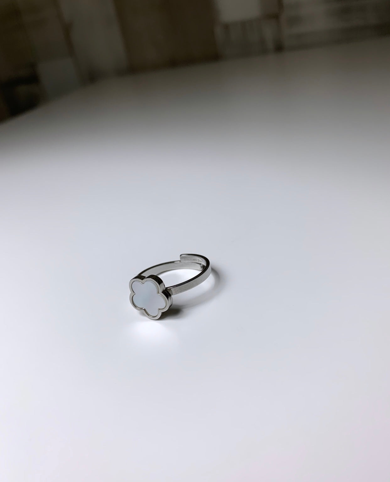 Bague trèfle argenté