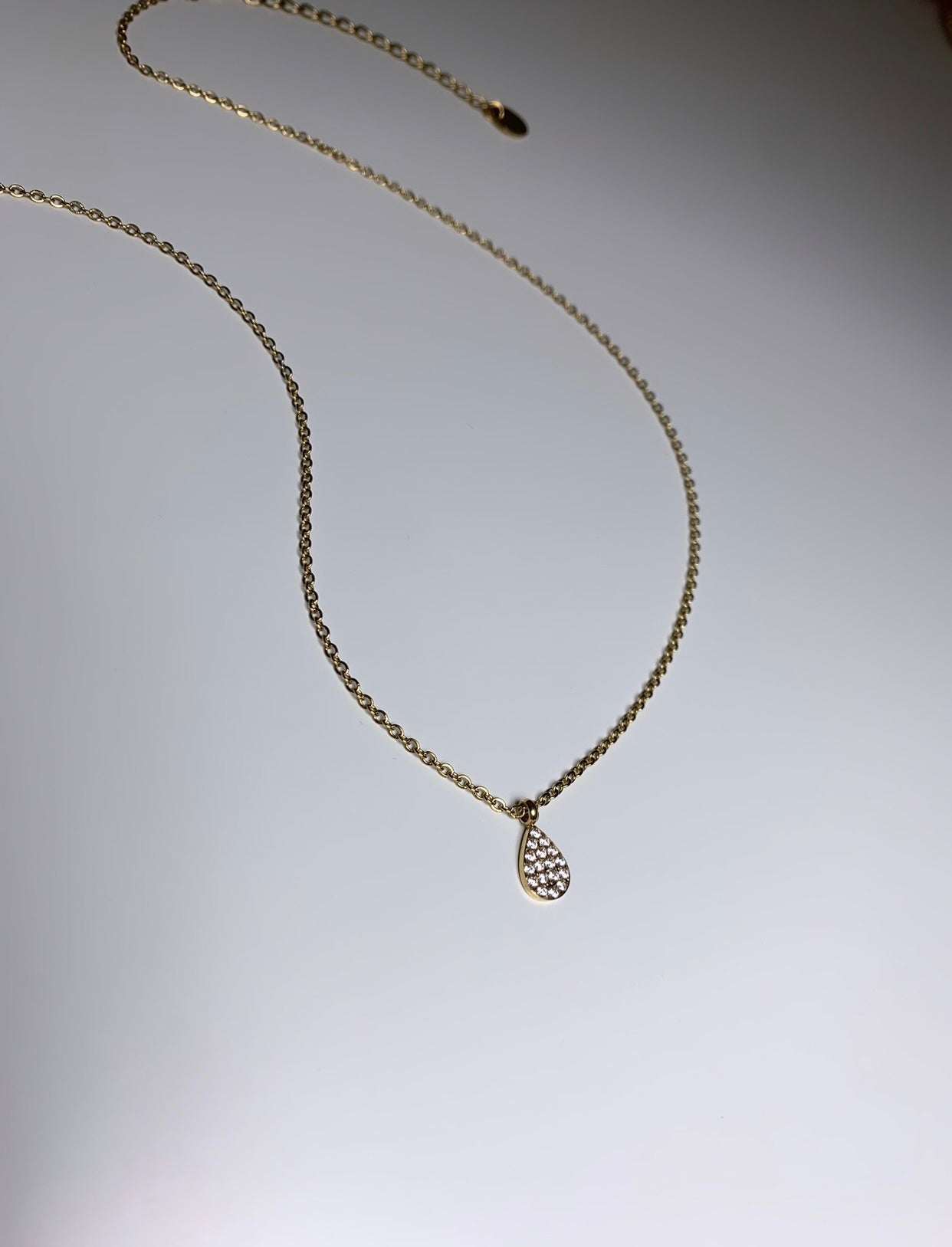Collier goûte doré