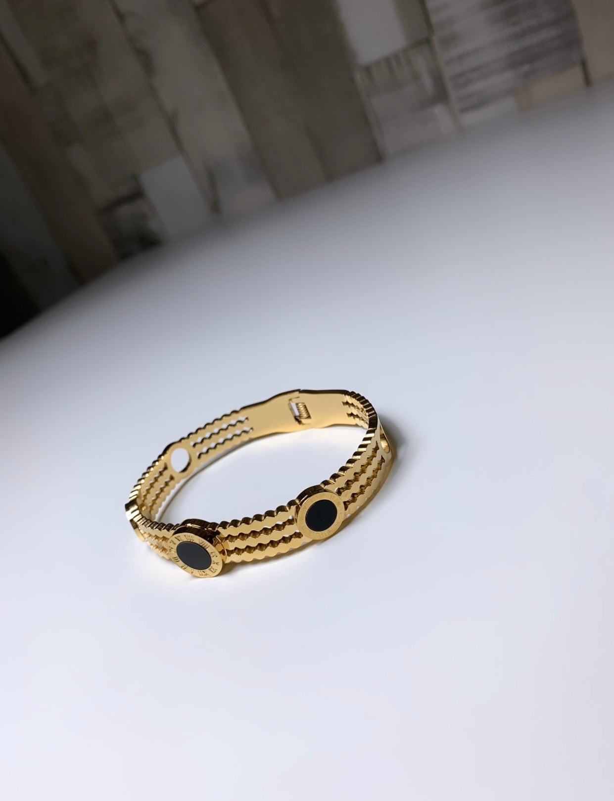 Bracelet jonc chiffres romain