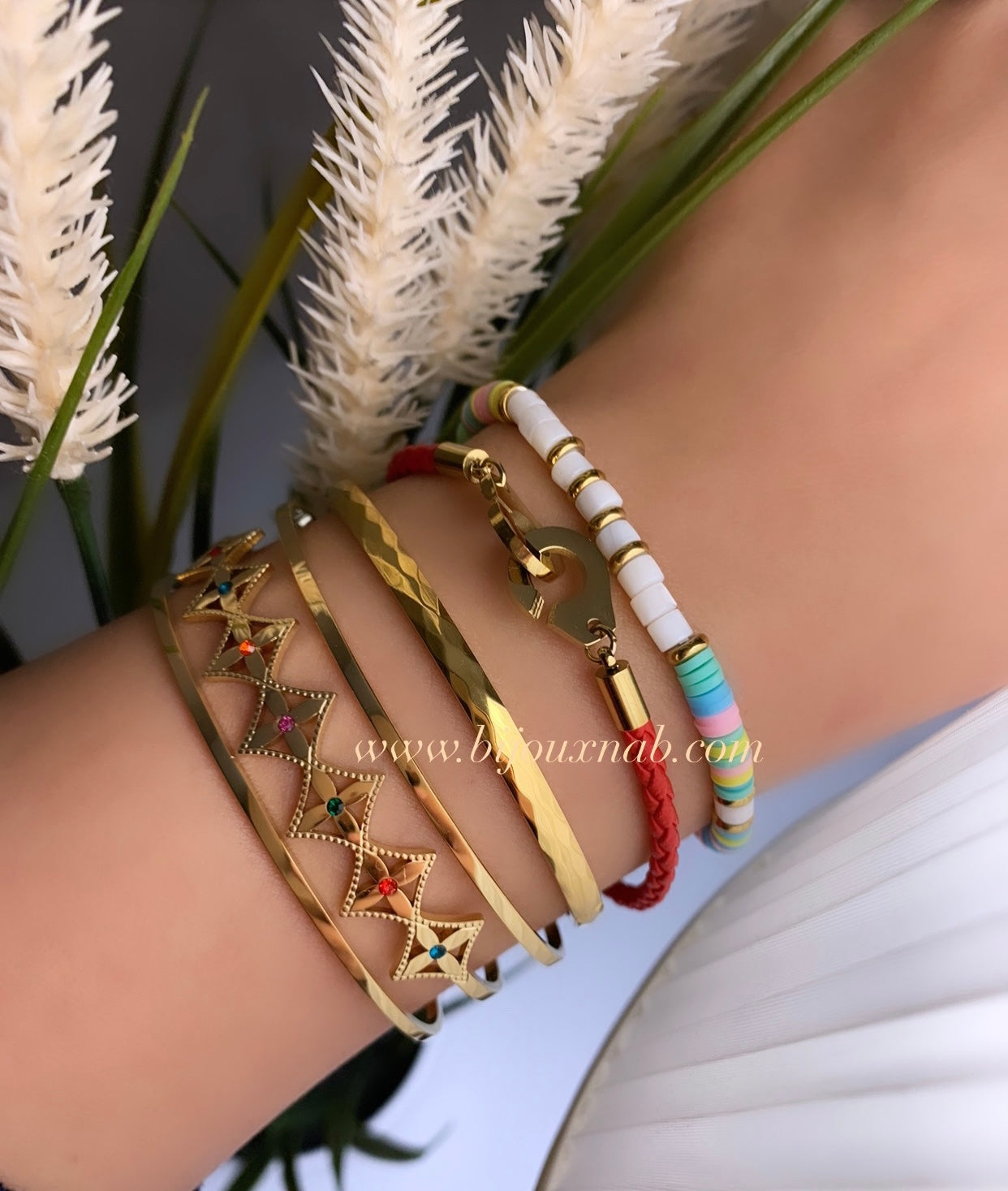 Bracelet jonc ouvert pierres multicolores