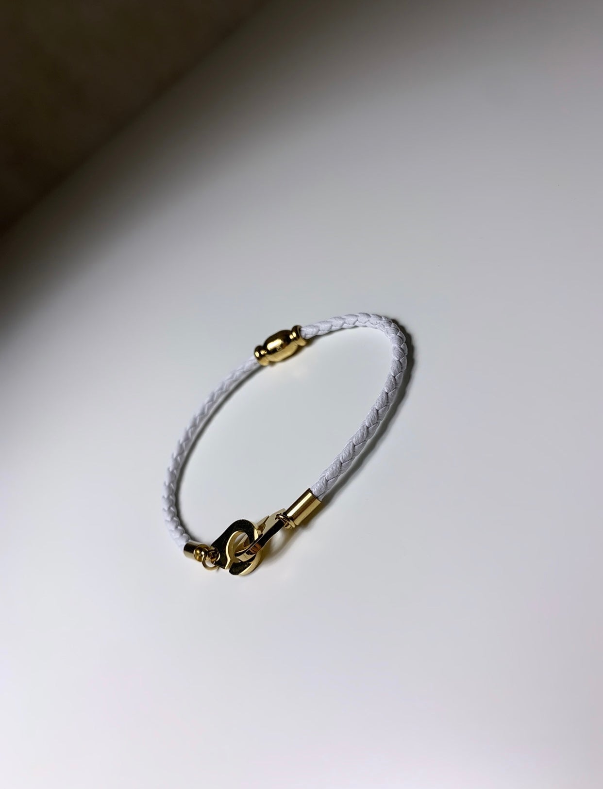 Bracelet menotte cordon cuir acier